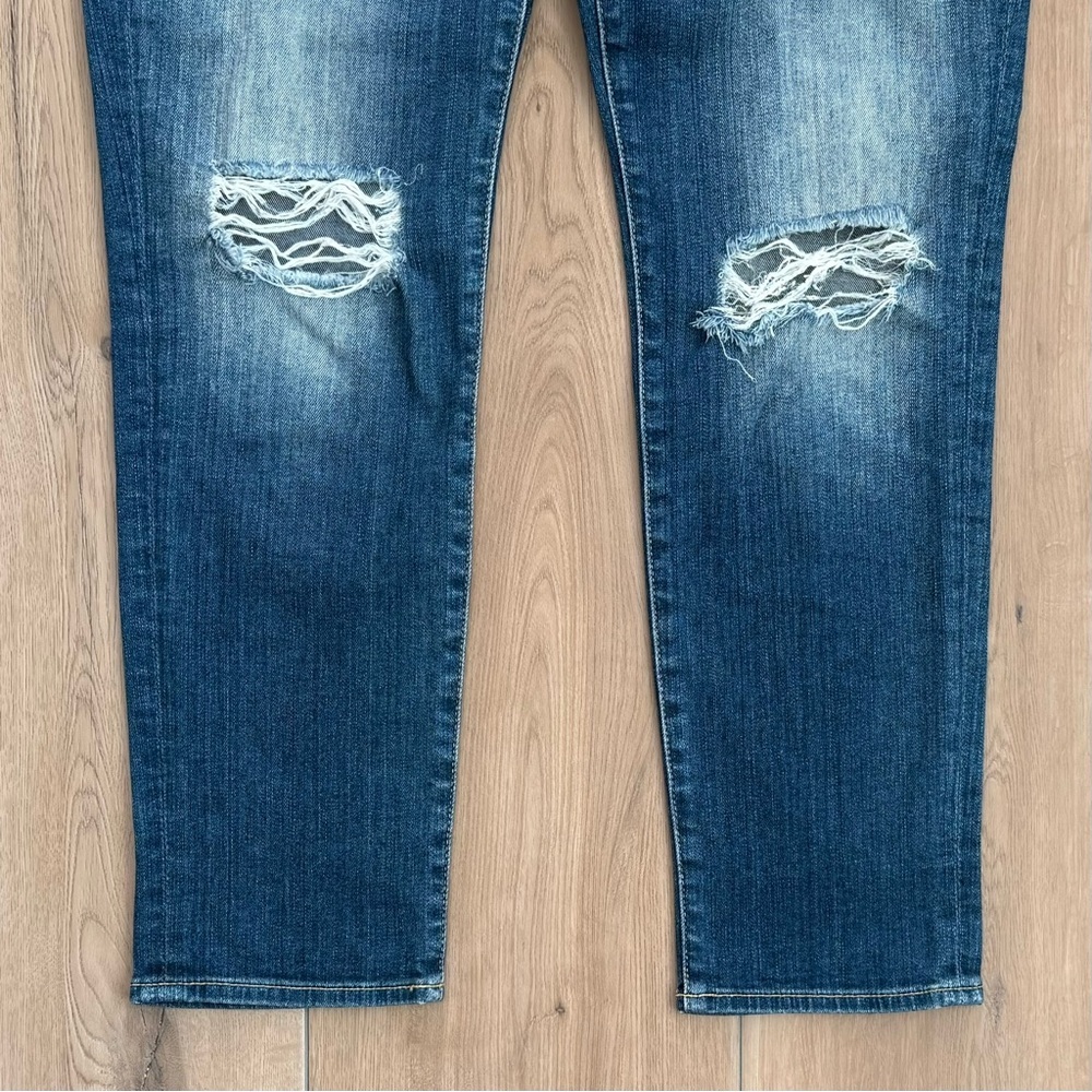 7 For All Mankind Josefina Distressed Skinny Boyfriend Jeans Size 27 - Picture 7 of 10